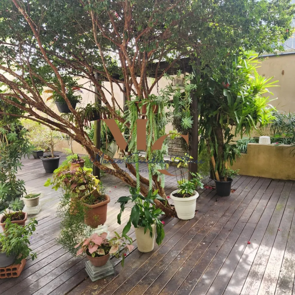 Sobrado 3 quartos para Venda no bairro Centro em Balneário Camboriú