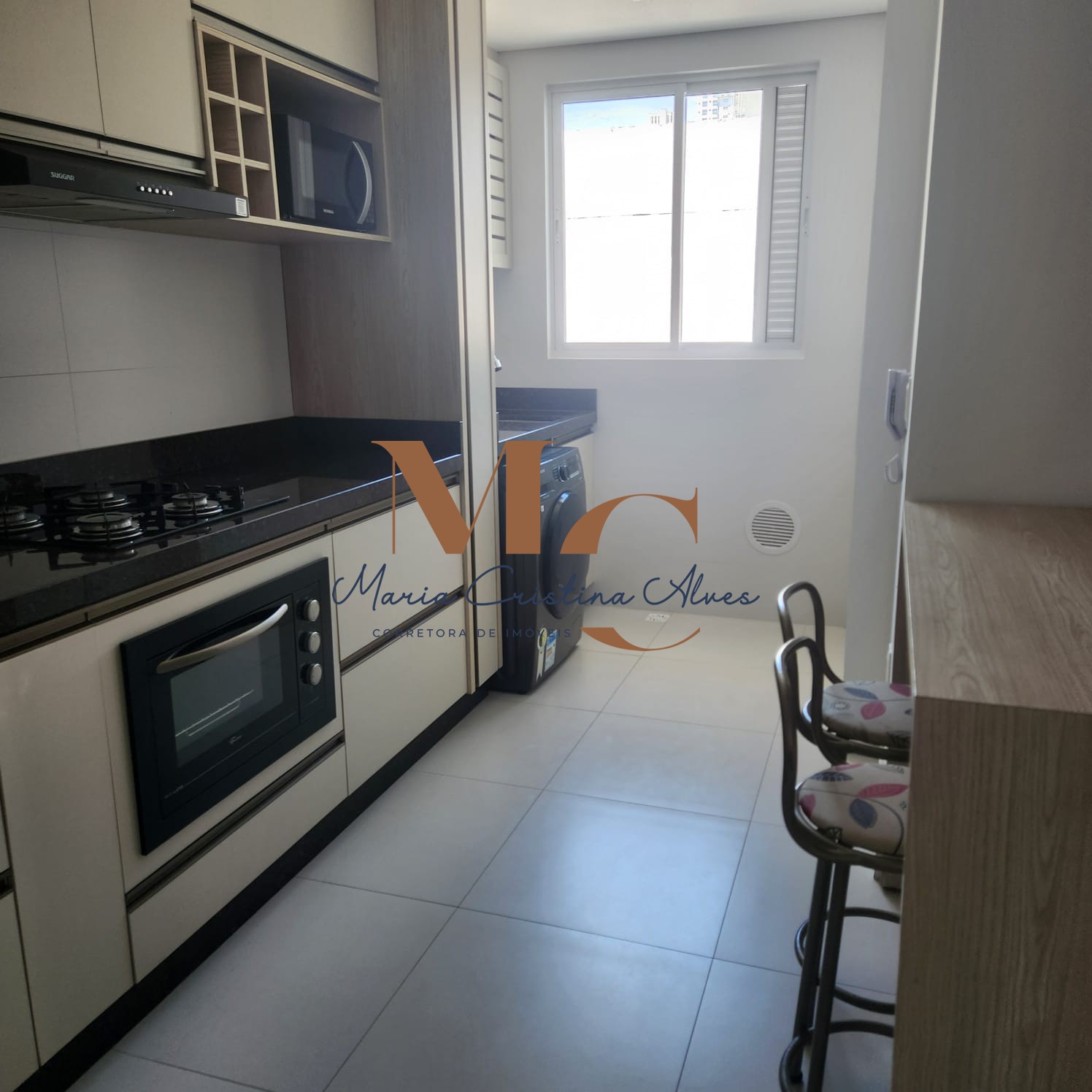 Apartamento 2 quartos para Locação Anual no bairro Nações em Balneário Camboriú