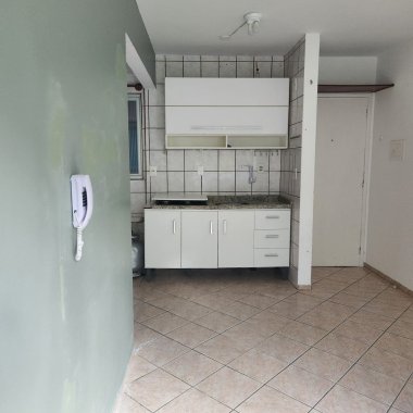 Apartamento 1 quarto para Locação Anual no bairro Pioneiros em Balneário Camboriú