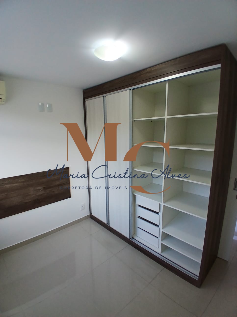 Apartamento 1 quarto para Locação Anual no bairro Pioneiros em Balneário Camboriú