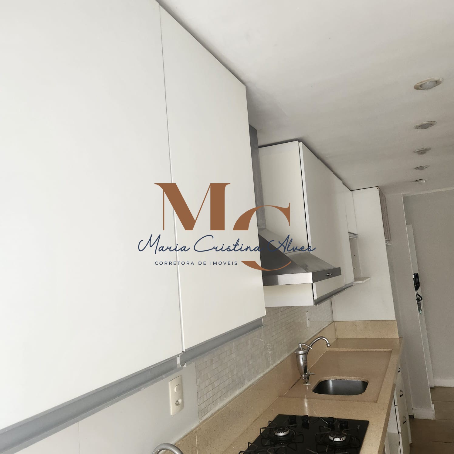 APARTAMENTO À VENDA – CONDOMÍNIO MARIA HELENA | BAIRRO CEDROS – CAMBORIÚ