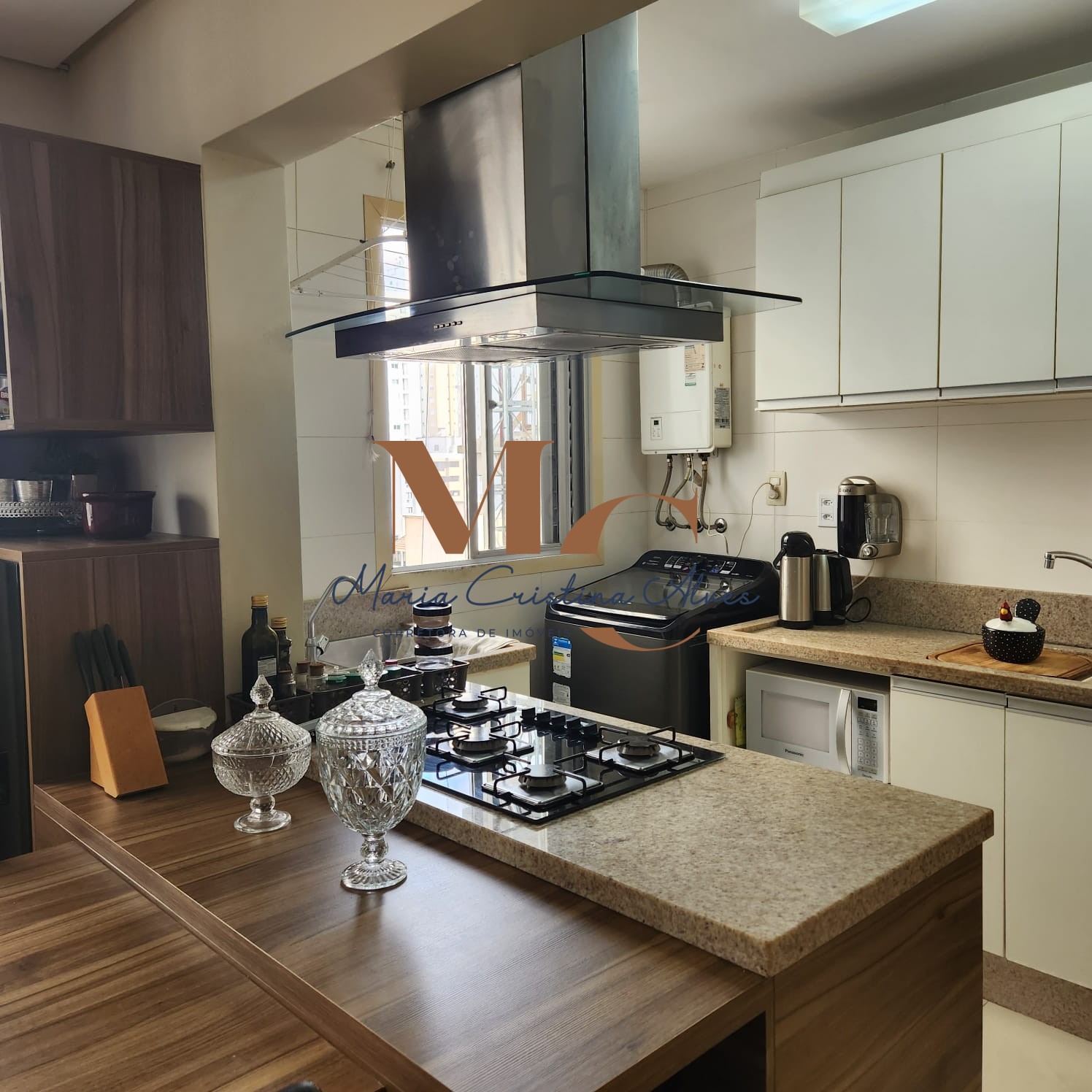 Apartamento à venda no Edifício Acácias – Centro de Balneário Camboriú