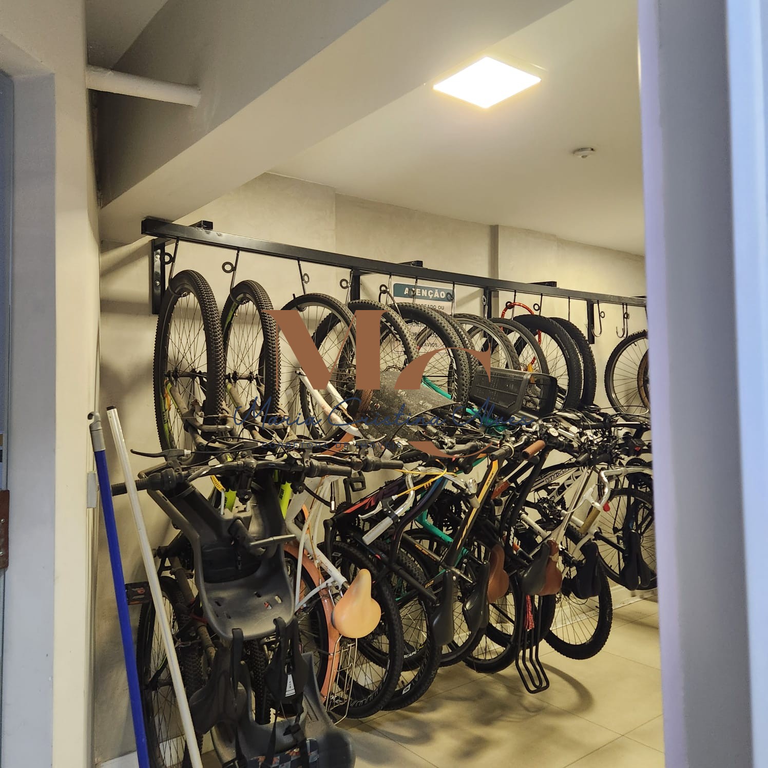 Apartamento à venda no Edifício Acácias – Centro de Balneário Camboriú